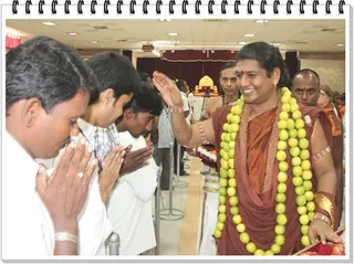 https://www.nithyananda.org/sites/default/files/photo-gallery/Nithyananda_Swami-30-10-13-1%20%2826%29.JPG