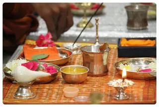 Padukapuja in progress