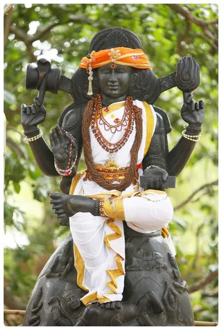 https://nithyananda.org/sites/default/files/photo-gallery/Nithyananda_Swami-4-7-13-39.JPG?1372955859