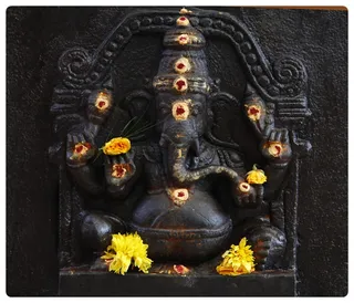 https://nithyananda.org/sites/default/files/photo-gallery/Nithyananda_Swami-4-7-13-42.JPG?1372955859