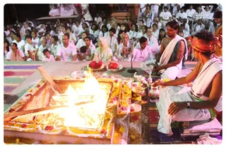 https://nithyananda.org/sites/default/files/photo-gallery/Nithyananda_Swami-41-6-13-2.JPG?1373548747