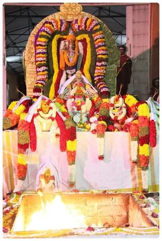 https://nithyananda.org/sites/default/files/photo-gallery/Nithyananda_Swami-41-6-13-8.JPG?1373548813