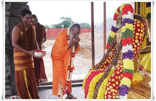 https://www.nithyananda.org/sites/default/files/photo-gallery/Nithyananda_Swami-5-11-13-2%20%2810%29.JPG
