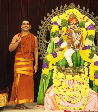 https://www.nithyananda.org/sites/default/files/photo-gallery/Nithyananda_Swami-5-9-13%20%2824%29.JPG