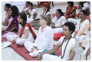 http://nithyananda.org/sites/default/files/photo-gallery/Nithyananda_Swami-6-8-13%20%2818%29.JPG