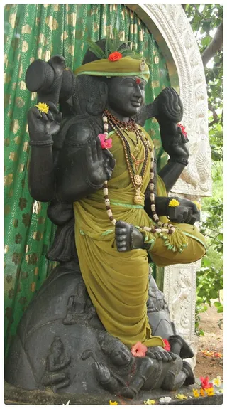 http://nithyananda.org/sites/default/files/photo-gallery/Nithyananda_Swami-6-8-13%20%287%29.JPG