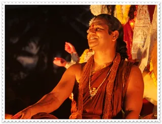 https://www.nithyananda.org/sites/default/files/photo-gallery/Nithyananda_Swami-Devi-Visarjan-navaratri-14-10-13%20%285%29_0.JPG