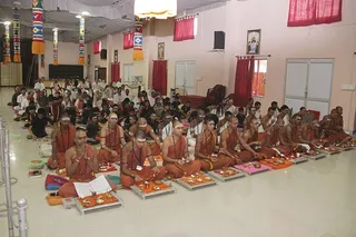 http://nithyananda.org/sites/default/files/photo-gallery/Nithyananda_Swami0803135.JPG