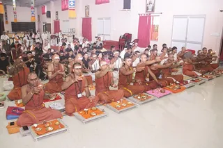 http://nithyananda.org/sites/default/files/photo-gallery/Nithyananda_Swami0803139_1.JPG