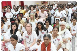https://nithyananda.org/sites/default/files/photo-gallery/Nithyananda_Swami08051314.JPG