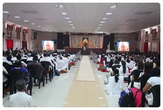 https://nithyananda.org/sites/default/files/photo-gallery/Nithyananda_Swami18-05-13-10.JPG