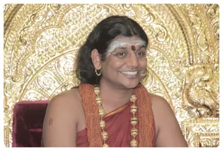 http://nithyananda.org/sites/default/files/photo-gallery/Nithyananda_Swami2503131.JPG