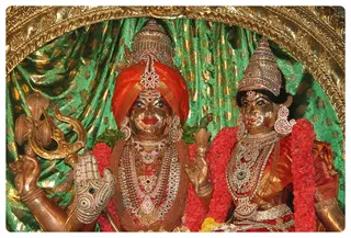 Sri Nithyanandeswara and Nithyanandeswari