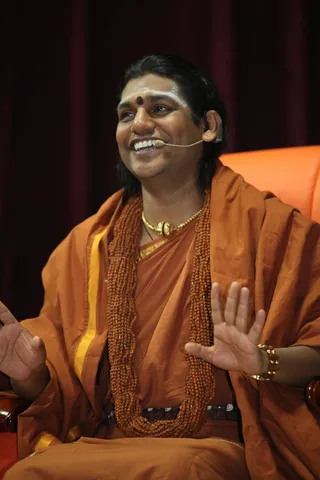 http://nithyananda.org/sites/default/files/photo-gallery/Nithyananda_Swami2702131.JPG