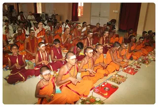 http://nithyananda.org/sites/default/files/photo-gallery/Nithyananda_Swami27031320.JPG