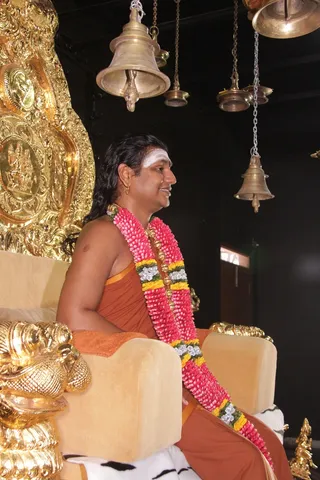 http://nithyananda.org/sites/default/files/photo-gallery/Nithyananda_Swami_0603131.JPG