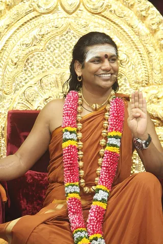 http://nithyananda.org/sites/default/files/photo-gallery/Nithyananda_Swami_0603138_0.JPG