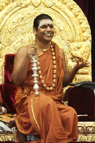 http://nithyananda.org/sites/default/files/photo-gallery/Nithyananda_Swami_07031330.JPG