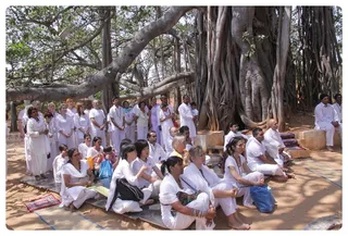 https://nithyananda.org/sites/default/files/photo-gallery/Nithyananda_Swami_1303136.JPG?1363199369