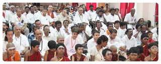 http://nithyananda.org/sites/default/files/photo-gallery/Nithyananda_Swami_21-7-13%20%283%29.JPG