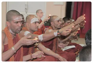 http://nithyananda.org/sites/default/files/photo-gallery/Nithyananda_Swami_23031315.JPG