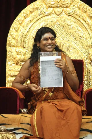 http://nithyananda.org/sites/default/files/photo-gallery/Nithyananda_Swami_28021338.JPG