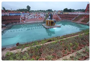 http://nithyananda.org/sites/default/files/photo-gallery/Nithyananda_Swami_Gurupurnima_2013%20%2811%29.JPG