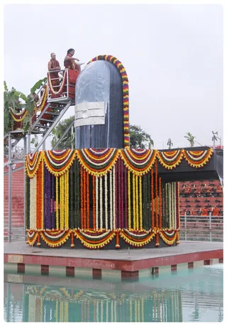 http://nithyananda.org/sites/default/files/photo-gallery/Nithyananda_Swami_Gurupurnima_2013%20%2812%29.JPG