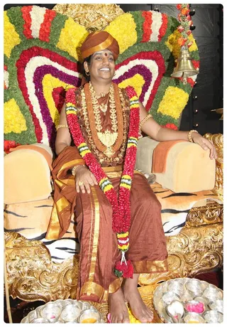 http://nithyananda.org/sites/default/files/photo-gallery/Nithyananda_Swami_Gurupurnima_2013%20%2820%29.JPG