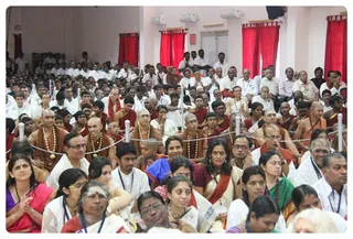 http://nithyananda.org/sites/default/files/photo-gallery/Nithyananda_Swami_Gurupurnima_2013%20%2825%29.JPG