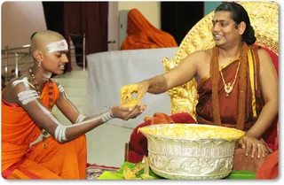 https://www.nithyananda.org/sites/default/files/photo-gallery/Nithyananda_Swami_Maheswara_Puja-14-10-13-3%20%286%29.JPG