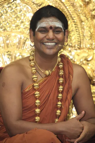 http://nithyananda.org/sites/default/files/photo-gallery/Nithyananda_swami_10.jpg