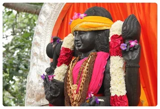 http://nithyananda.org/sites/default/files/photo-gallery/Nithyananda_swami_20-7-13-2%20%283%29.JPG