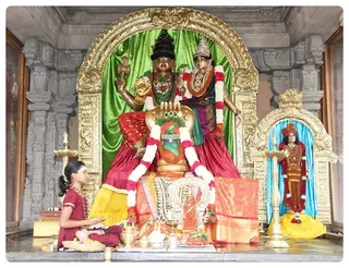 Sri Nithyanandeswara and Nithyanandeswari