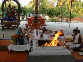 http://nithyananda.org/sites/default/files/photo-gallery/P1190429.JPG