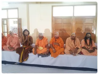 https://nithyananda.org/sites/default/files/photo-gallery/Paramahamsa%20Nithyananda%20Mahamandaleswar%20Haridwar%20-%203.jpg?1369415492