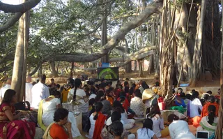 http://nithyananda.org/sites/default/files/photo-gallery/Puja1.jpg