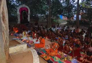 http://nithyananda.org/sites/default/files/photo-gallery/Puja_10.jpg