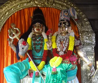 Nithyanandeswara and Nithyanandeswari