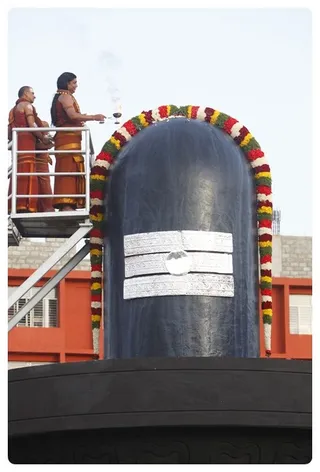 http://nithyananda.org/sites/default/files/photo-gallery/_MG_5135-10-6-13-15_0.JPG