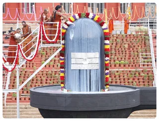 http://nithyananda.org/sites/default/files/photo-gallery/_MG_7502-24-6-13-15.JPG