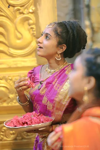 http://nithyananda.org/sites/default/files/photo-gallery/batch_2018-09Sep-28-nithyananda-diary_bengaluru-aadheenam_uttamotama-seva_7T9A7783.JPG