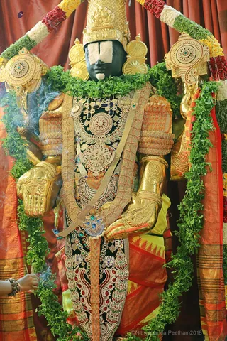 http://nithyananda.org/sites/default/files/photo-gallery/batch_2018-09Sep-29-nithyananda-diary_bengaluru-aadheenam_uttamotama-seva_7T9A8076.JPG