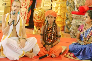 http://nithyananda.org/sites/default/files/photo-gallery/batch_2018-09Sep-29-nithyananda-diary_bengaluru-aadheenam_uttamotama-seva_7T9A8146.JPG
