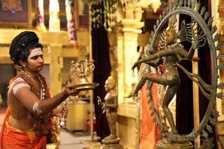 http://nithyananda.org/sites/default/files/photo-gallery/batch_2018-12Dec-23-nithyananda-diary_bengaluru-aadheenam_uttamotama-seva_7T9A9039.JPG