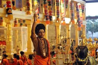 http://nithyananda.org/sites/default/files/photo-gallery/batch_2018-12Dec-23-nithyananda-diary_bengaluru-aadheenam_uttamotama-seva_7T9A9094.JPG