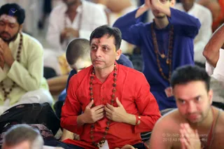 http://nithyananda.org/sites/default/files/photo-gallery/batch_2018-12Dec-25-nithyananda-diary_bengaluru-aadheenam_uttamotama-seva_7T7A9509.JPG