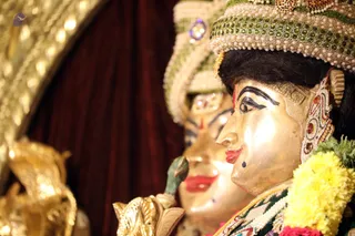 http://nithyananda.org/sites/default/files/photo-gallery/batch_2018-12Dec-25-nithyananda-diary_bengaluru-aadheenam_uttamotama-seva_7T9A9585.JPG