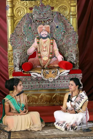 http://nithyananda.org/sites/default/files/photo-gallery/batch_2018-12Dec-26-nithyananda-diary_bengaluru-aadheenam_uttamotama-seva_7T9A0004.JPG