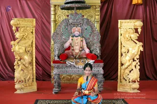 http://nithyananda.org/sites/default/files/photo-gallery/batch_2018-12Dec-26-nithyananda-diary_bengaluru-aadheenam_uttamotama-seva_7T9A0039.JPG